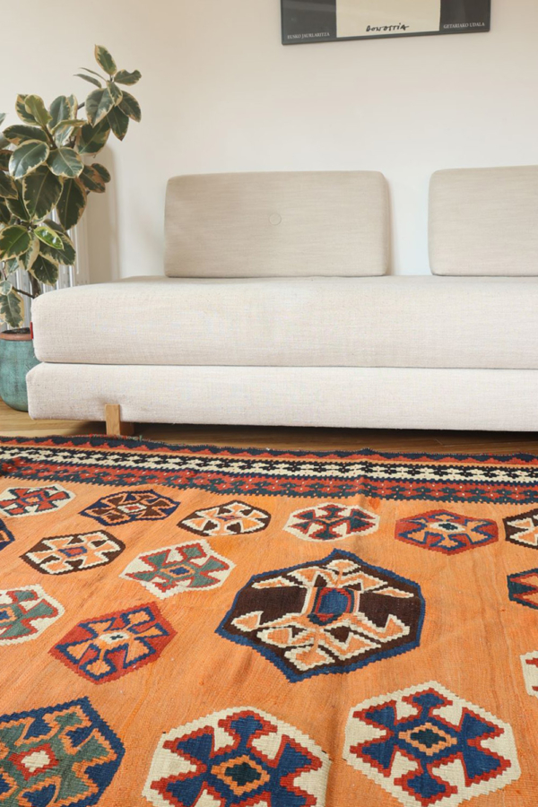 Semi-antique Qashqai kilim from Iran. 350x166 cms - Image 7