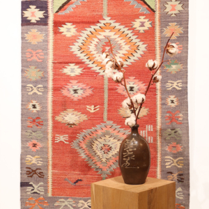Vintage Dursunbey kilim from Turkey. 129x85 cms