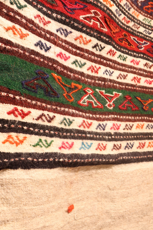 Vintage Qashqai kilim from Iran. 140x70 cms - Image 3