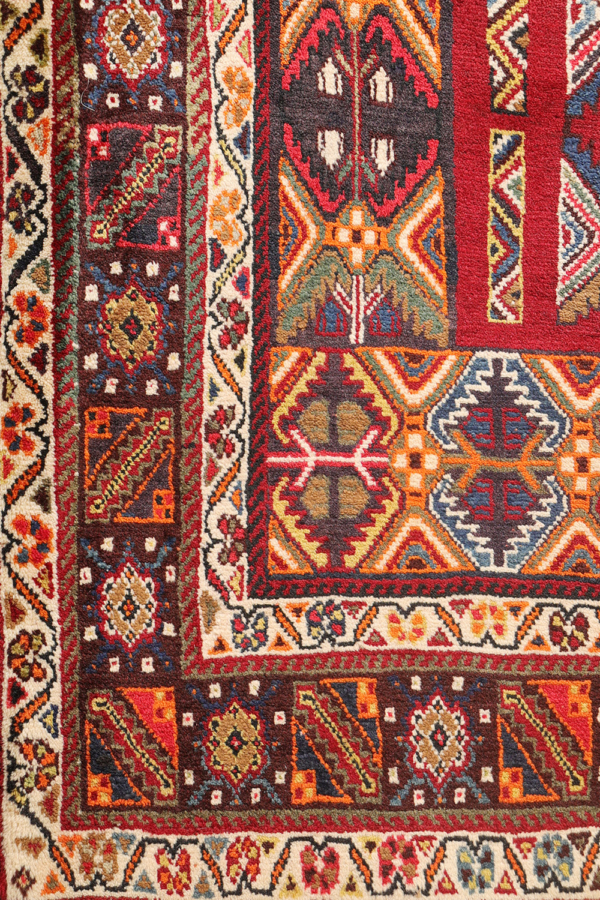 Vintage Qashqai rug from Iran. 263x182 cms - Image 5