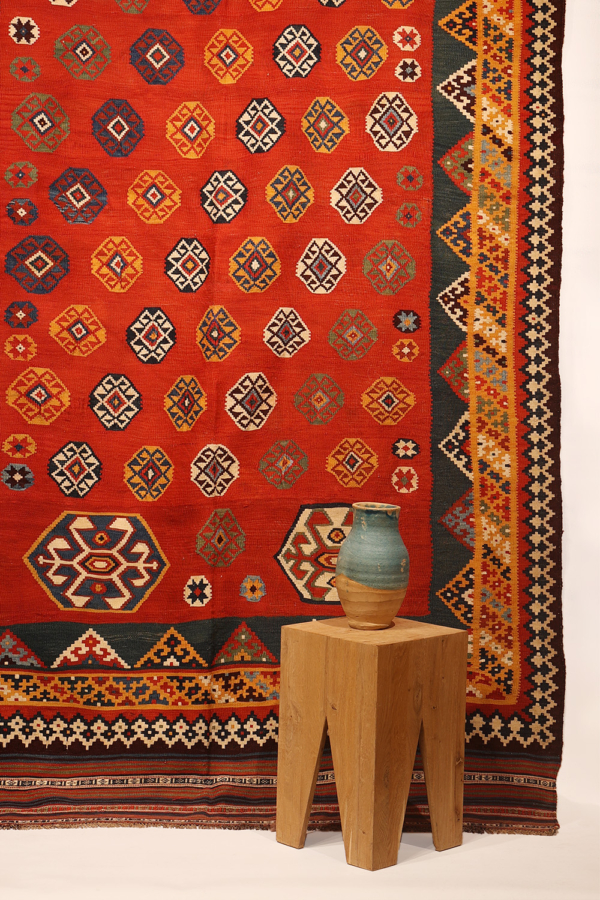 Kilim antiguo Qashqai, Irán. 296x168 cms