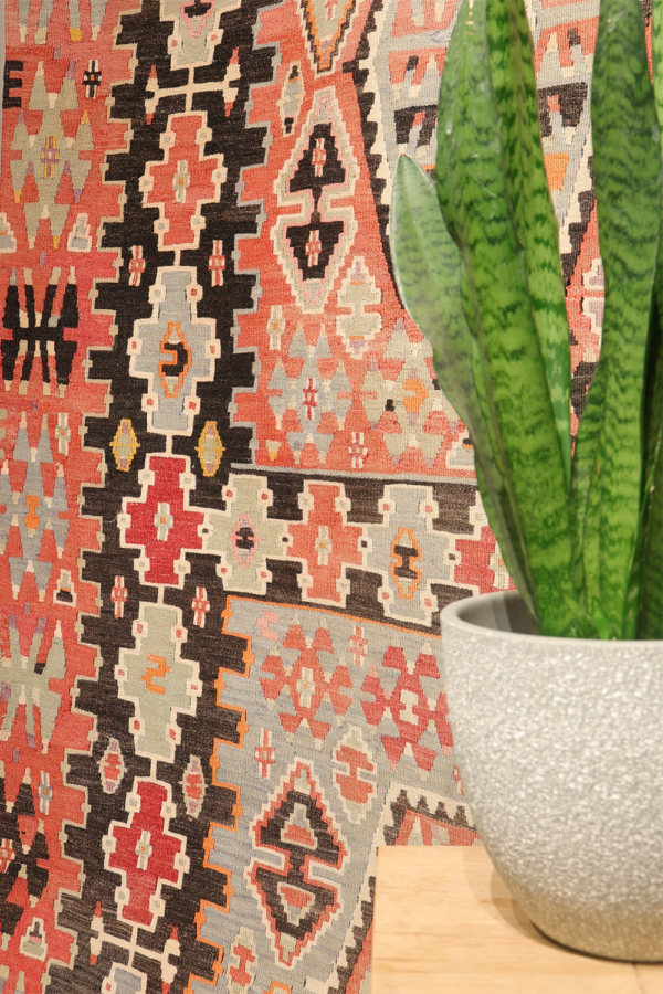 Semi-antique Esme kilim from Turkey. 335x183 cms - Image 3