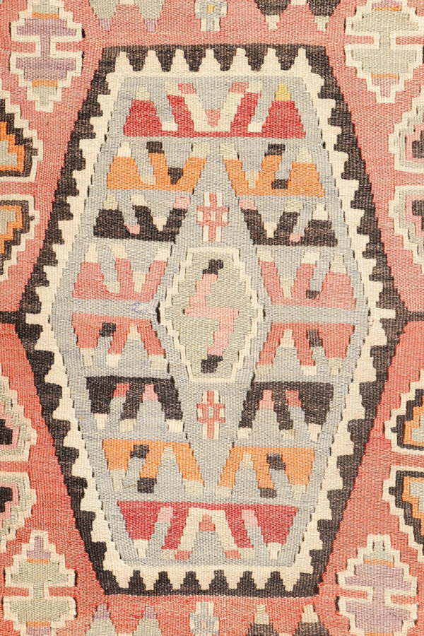 Semi-antique Esme kilim from Turkey. 335x183 cms - Image 4