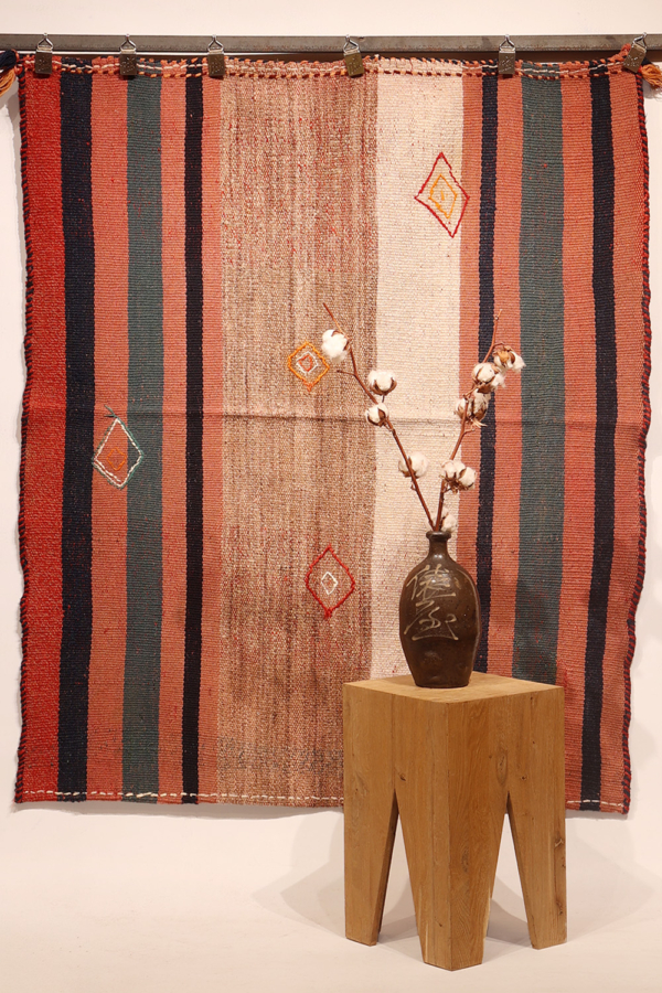 Kilim vintage Qashqai, Irán. 140x121 cms