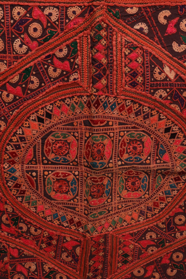 Vintage textile from India. 148x99 cms - Image 3