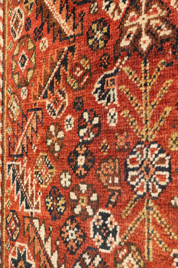 Antique Qashqai rug from Iran. 250x157 cms - Image 8