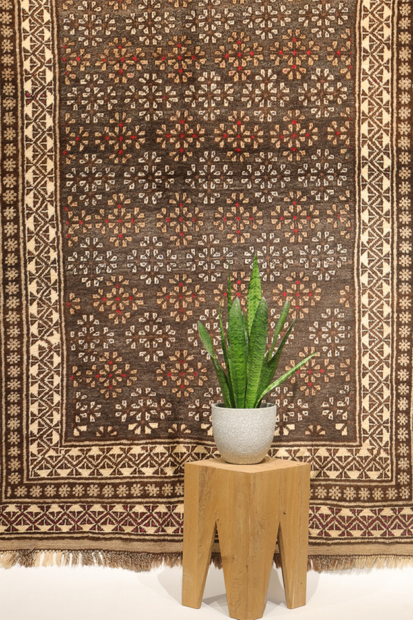 Semi-antique Baluch rug from Afghanistan. 261x170 cms