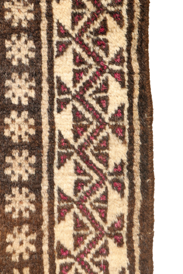 Semi-antique Baluch rug from Afghanistan. 261x170 cms - Image 7