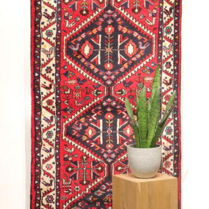 Alfombra pasillera vintage de Bavanat, Iran. 281x96 cms