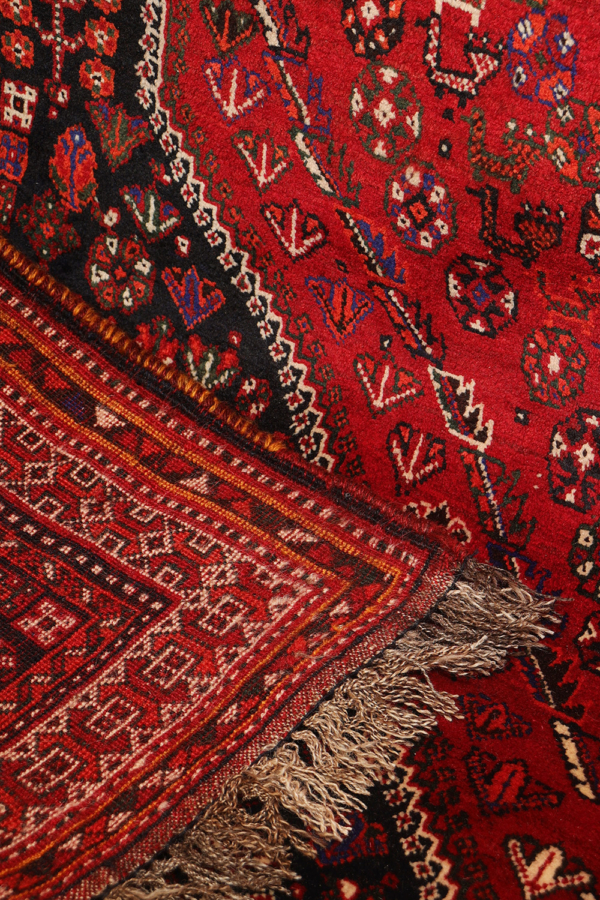 Vintage Qashqai rug from Iran. 268x173 cms - Image 9
