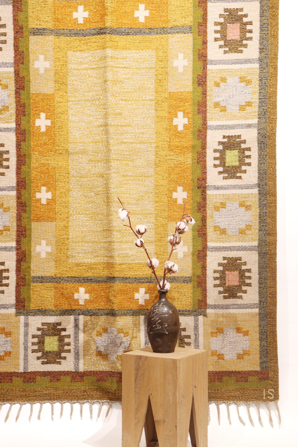 Vintage Ingered Silow flatweave or röllakan, Sweden. 233x163 cms