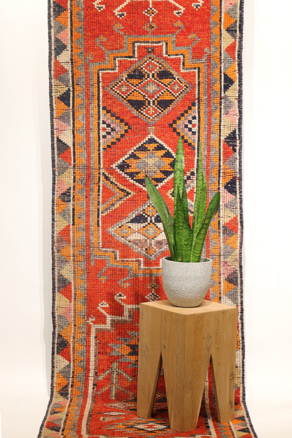 Alfombra de pasillo Herki kurda, Irak. 366x84 cms