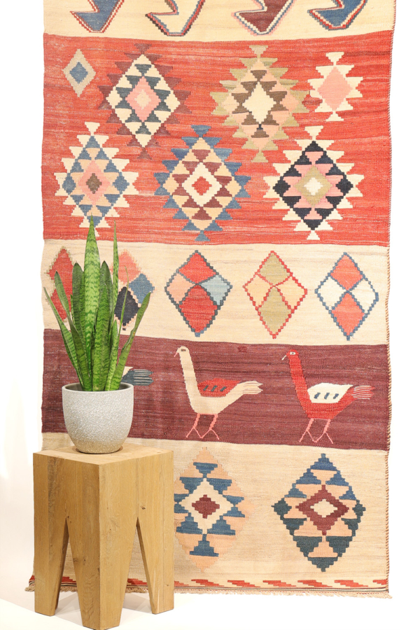 Vintage Qashqai kilim from Iran. 289x105 cms