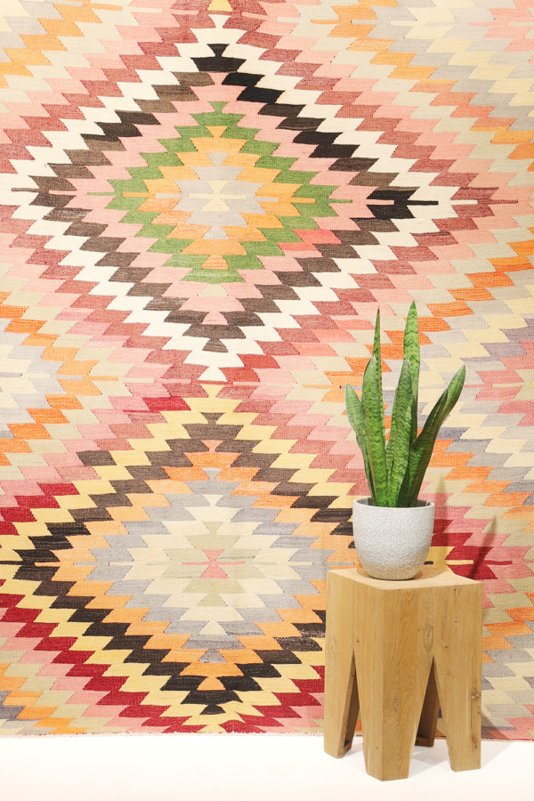 Kilim vintage de Denizli, Turquía. 285x202 cms