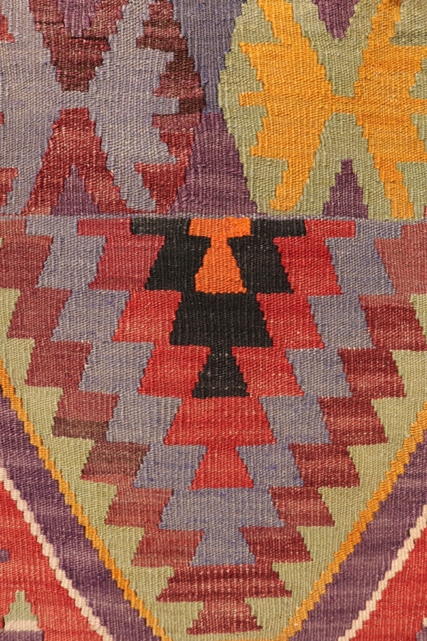 Semi-antique Salihi kilim runner from Turkey. 267x82 cms - Image 8