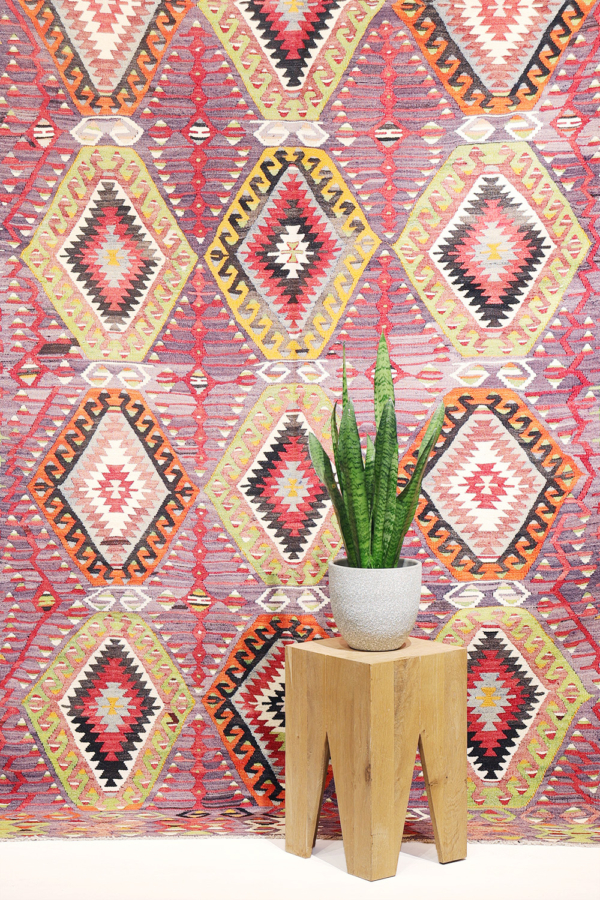 kilim vintage de Denizli, Turquía. 300x188 cms