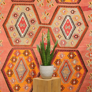 Vintage Mut kilim from Turkey. 280x184 cms