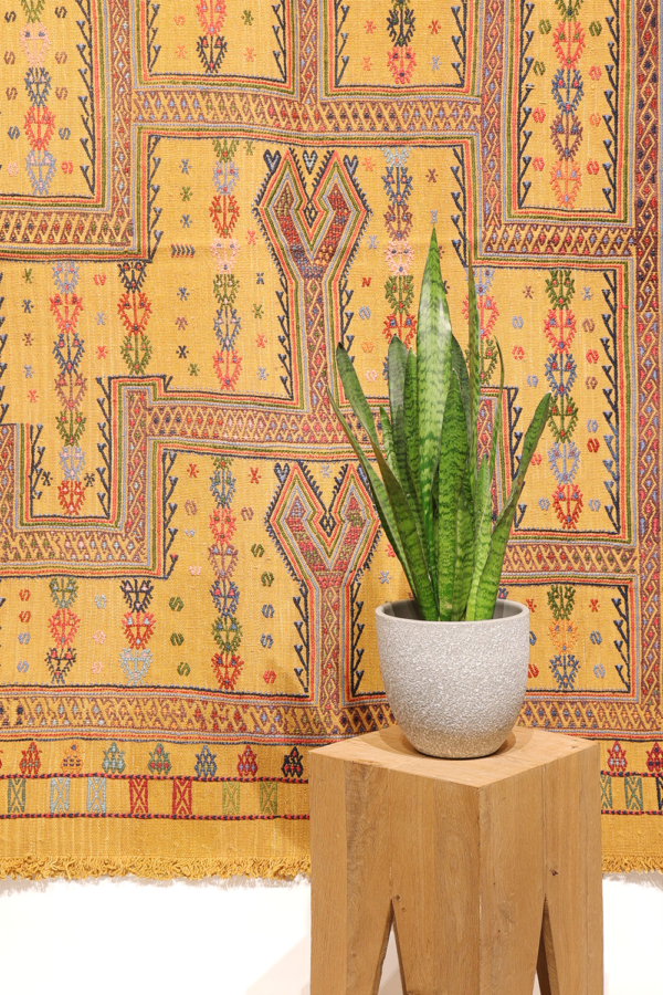 Vintage Obruk cicim kilim from Turkey. 172x133 cms