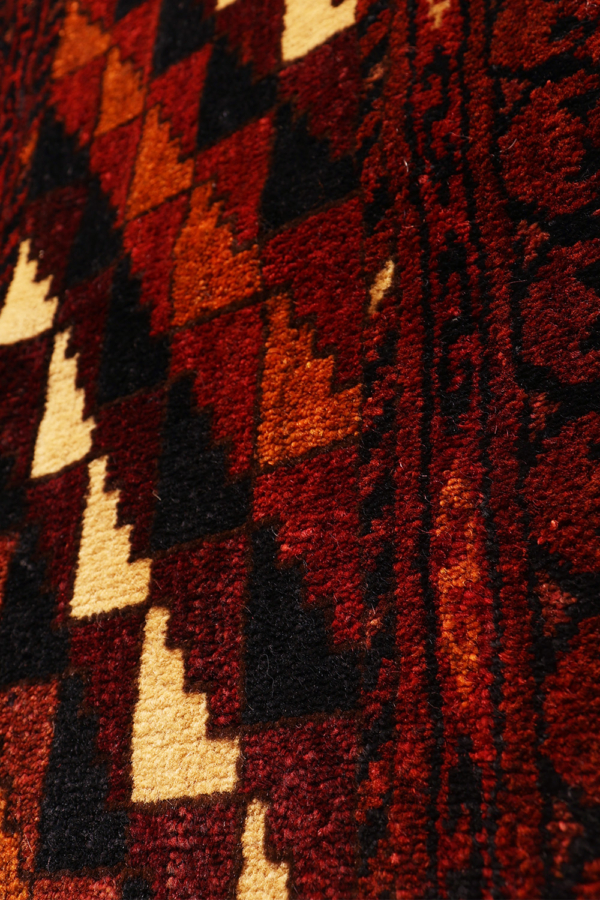 Semi-antique Turkman band from Afghanistan. 150x30 cms - Image 4