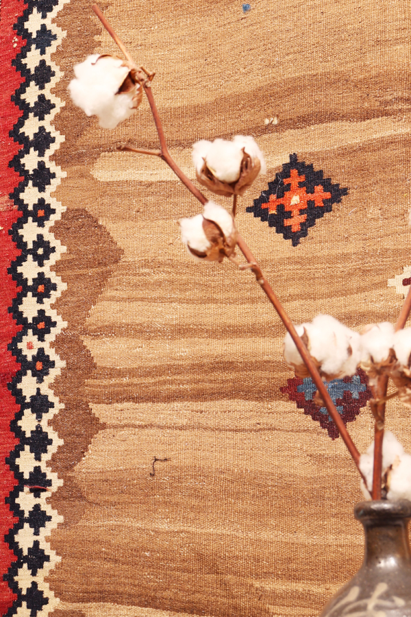 Kilim sofreh Qashqai antiguo, Irán. 150x106 cms