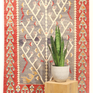 Vintage Esme kilim from Turkey. 175x105 cms