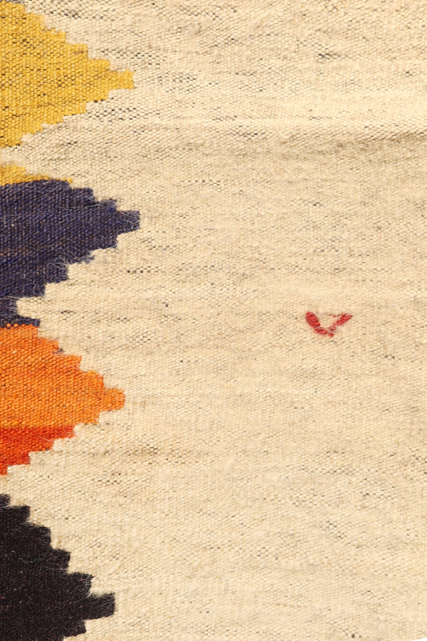 Vintage Qashqai kilim from Iran. 151x146 cms - Image 5