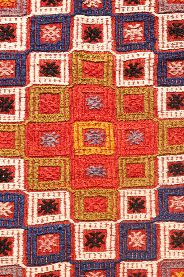 Semi-antique Kozak kilim from Turkey. 178x154 cms - Image 4