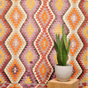 Vintage Sütlegën kilim from Turkey. 190x140 cms