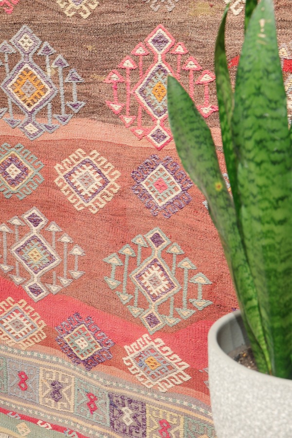 Vintage Dursunbey kilim from Turkey. 273x180 cms - Image 3