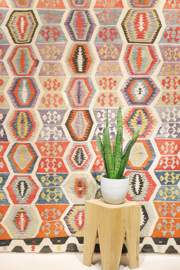 Antique Sutlegen kilim from Turkey. 260x185 cms