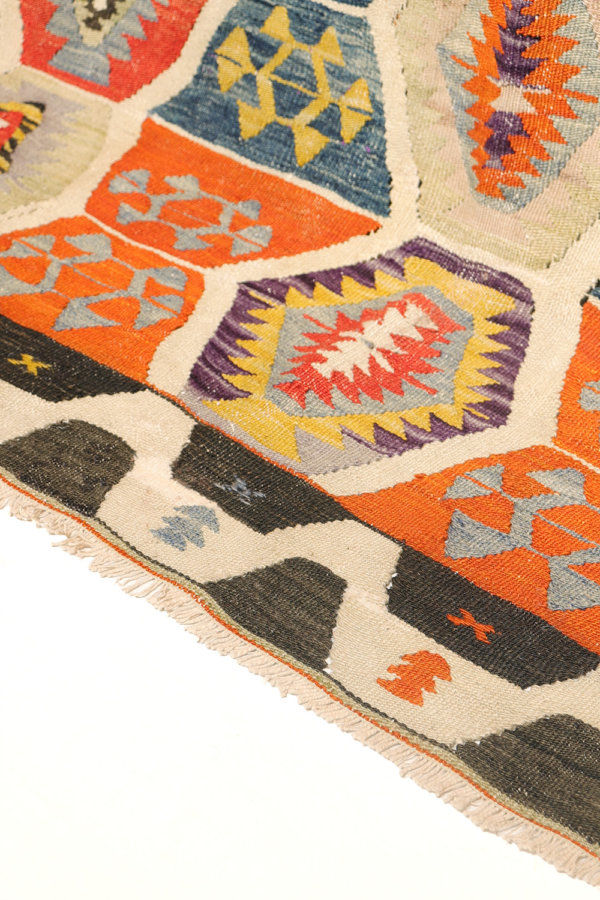 Antique Sutlegen kilim from Turkey. 260x185 cms - Image 9