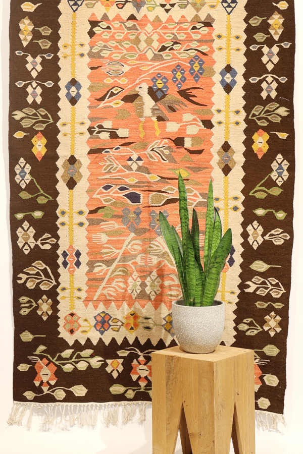 Vintage kilim from Pirot, Serbia. 200x118 cms