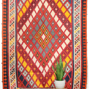 Kilim Qashqai semi antiguo, Irán. 276x172 cms