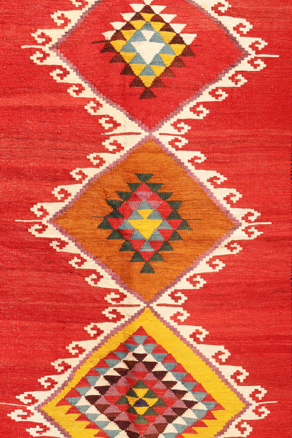 Vintage Qashqai kilim from Iran. 165x142 cms - Image 4