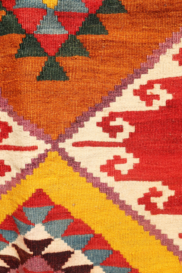 Vintage Qashqai kilim from Iran. 165x142 cms - Image 6