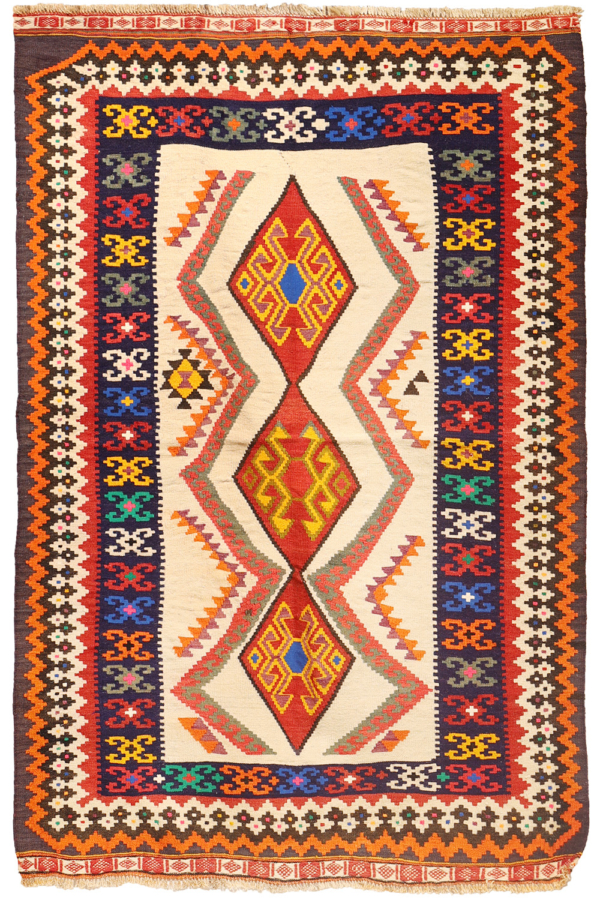 Vintage Qashqai kilim from Iran. 179x118 cms - Image 2