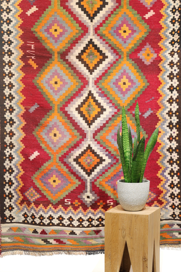 Vintage dated Qashqai kilim from Iran. 271x126 cms