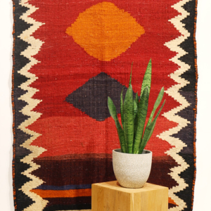 Kilim sofreh Qashqai vintage, Irán. 177x112 cms