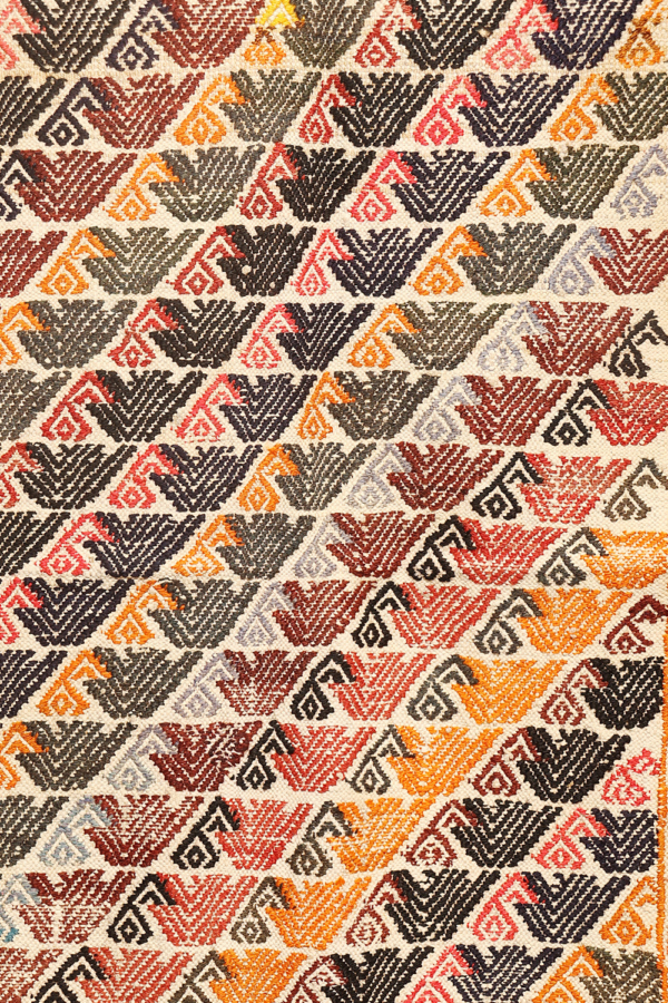 Vintage Arabic kilim from Iran. 184x132 cms - Image 6