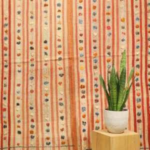 Vintage Qashqai palas kilim from Iran. 172x158 cms