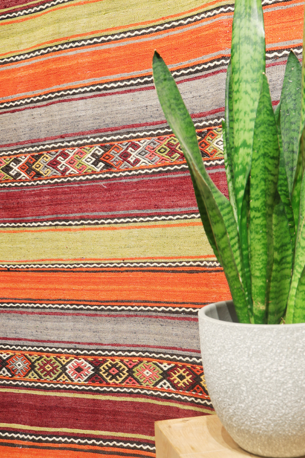 Vintage Zara kilim from Turkey. 271x153 cms - Image 3