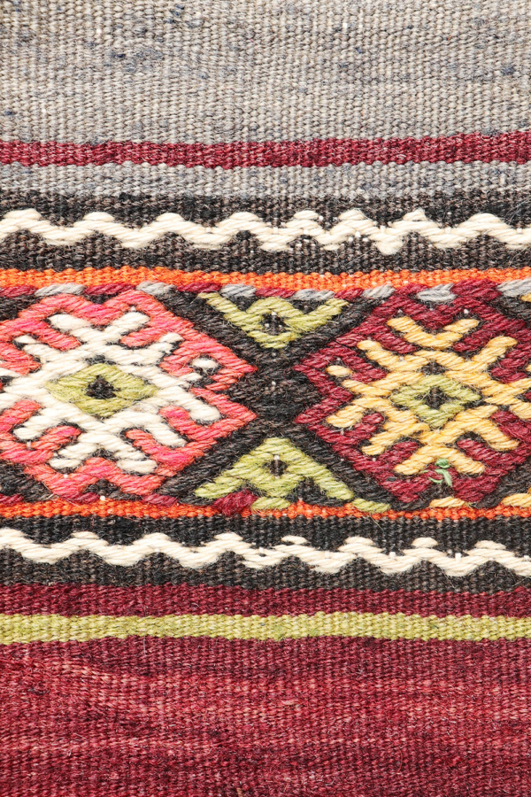 Vintage Zara kilim from Turkey. 271x153 cms - Image 7