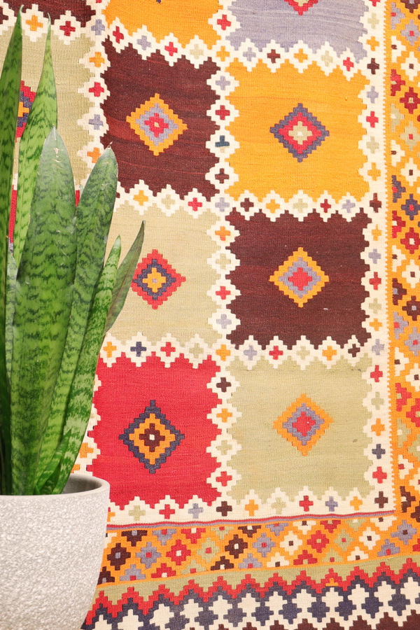 Kilim semi antiguo Qashqai, Irán. 272x162 cms - Imagen 3