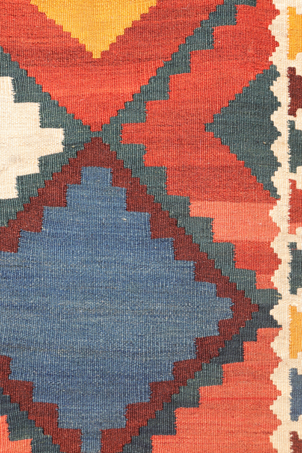 Antique Qashqai kilim from Iran. 276x148 cms - Image 3