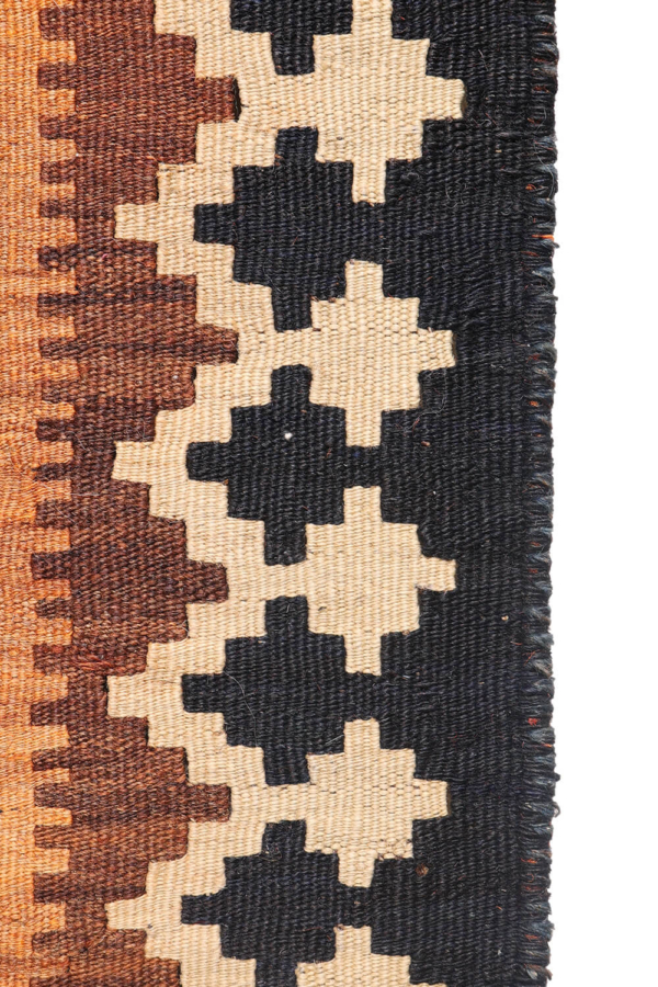 Semi-antique Qashqai kilim from Iran. 272x158 cms - Image 9