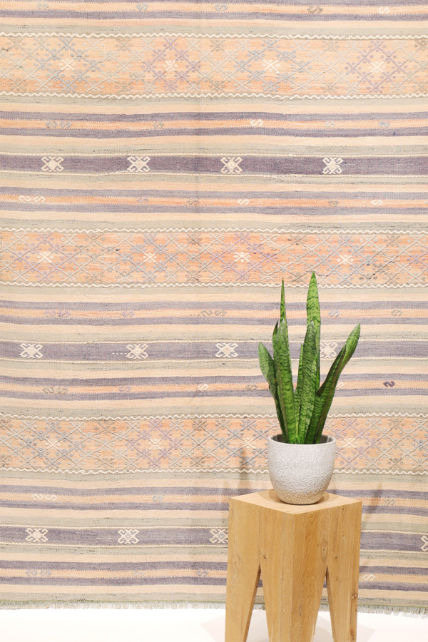 Kilim vintage de Selendi, Turquía. 278x184 cms