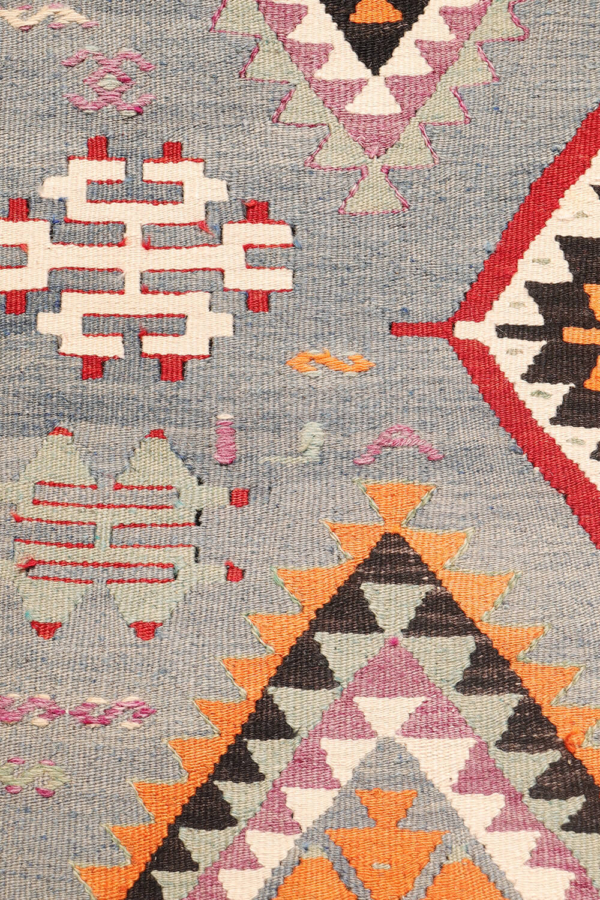 Vintage Esme kilim from Turkey. 257x166 cms - Image 9