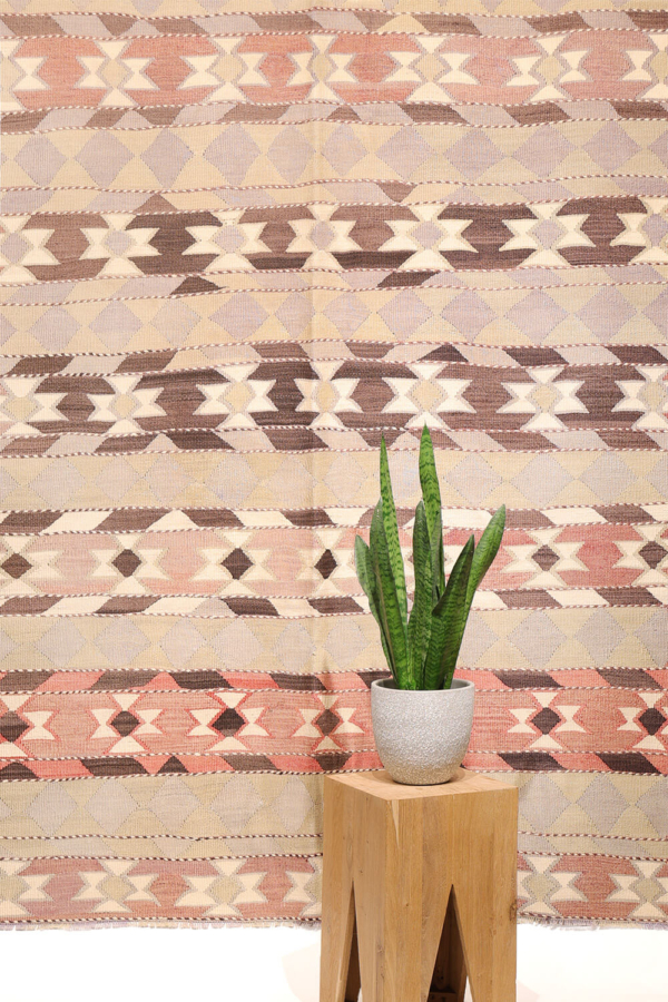 Semi-antique Milas kilim from Turkey. 257x168 cms