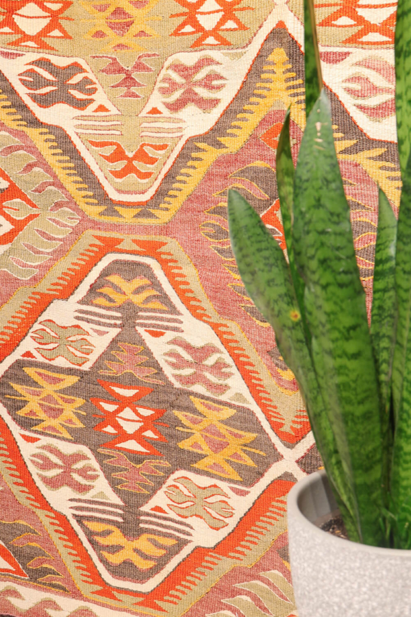 Semi-antique Mut kilim from Turkey. 256x170 cms - Image 3