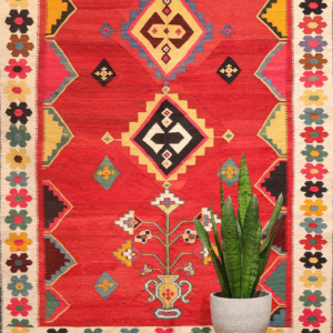 Vintage Qashqai kilim from Iran. 242x167 cms